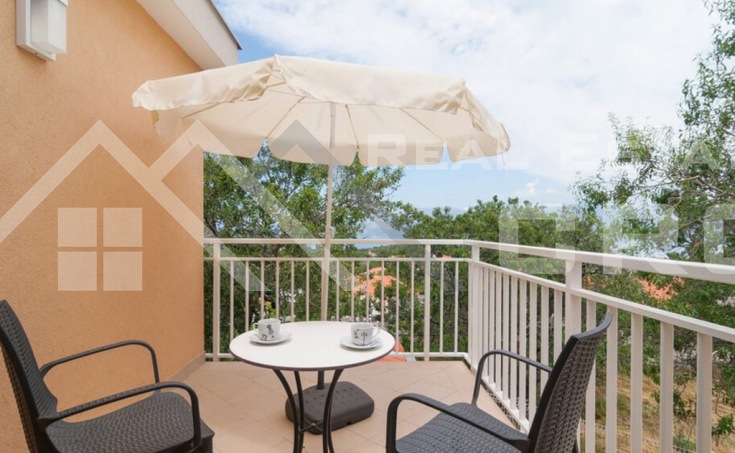 Beautiful villa in a quiet location with a lovely sea view, for sale