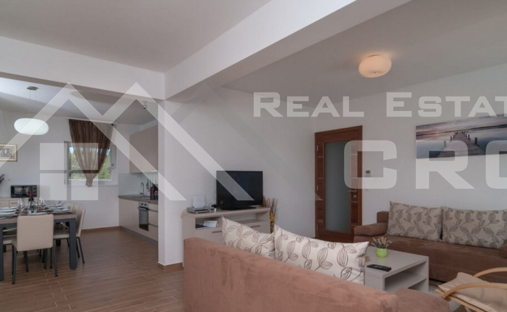 Beautiful villa in a quiet location with a lovely sea view, for sale (6)