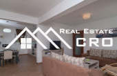Beautiful villa in a quiet location with a lovely sea view, for sale (6)