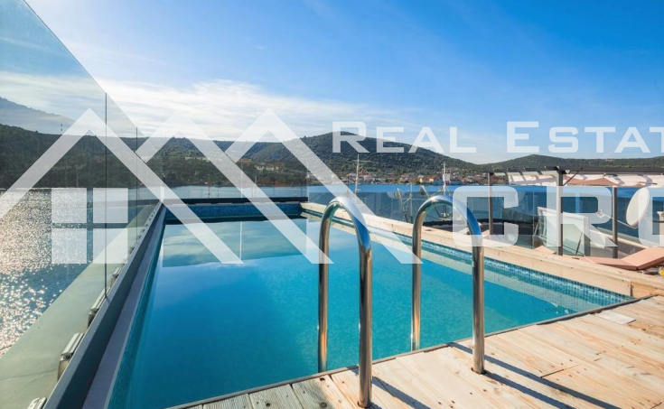 Newly built villa in the first row to the sea for sale, Trogir (2)