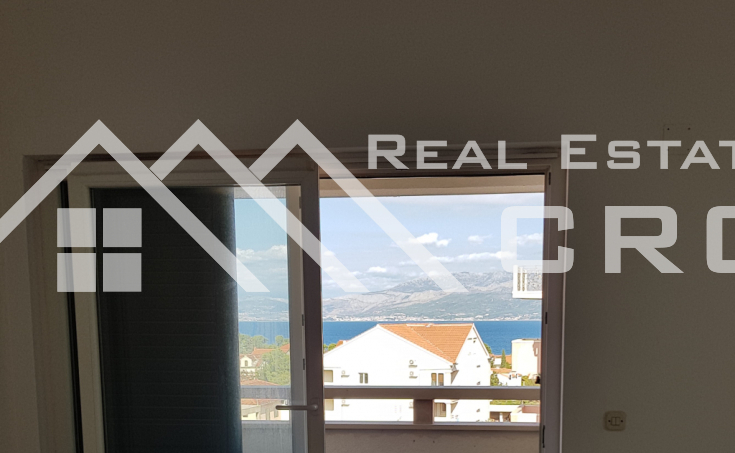 Brac properties - Apartment with a beautiful sea view in Supetar on the island of Brac for sale