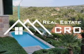 Villa with swimming pool and sea view for sale, Brac Island (3)