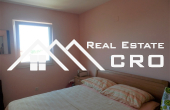 Apartment in a very attractive location for sale, Supetar (4)