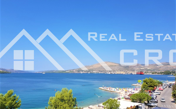 Modern apartment in the first row to the sea for sale, Ciovo Island (4)
