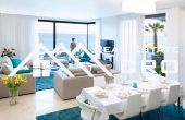 Luxurious villa in the first row to the sea for sale (9)
