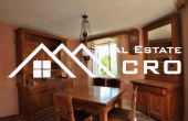 Old stone house with garden close to the sea in Sutivan for sale (6)
