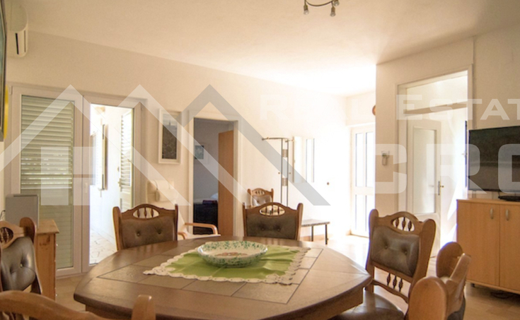 Detached apartment house in Supetar, for sale (11)