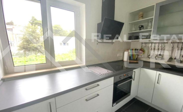 Detached apartment house in Supetar, for sale (15)