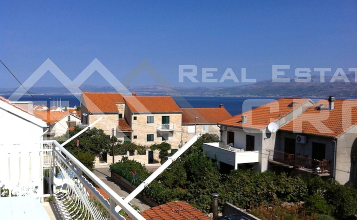 Detached apartment house in Supetar, for sale (5)