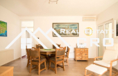 Detached apartment house in Supetar, for sale (9)