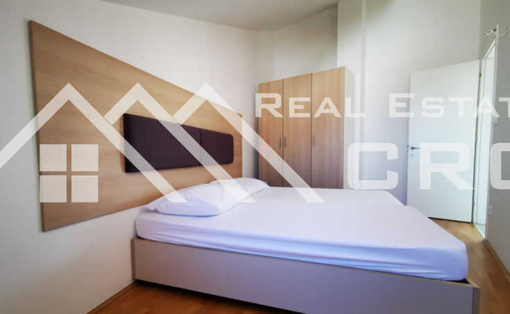 Comfortable three-bedroom apartment in a highly attractive location on Brac Island, special price (1)