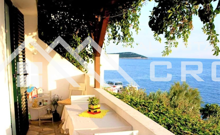 House with stunning sea view for sale, vicinity of Rogoznica (3)