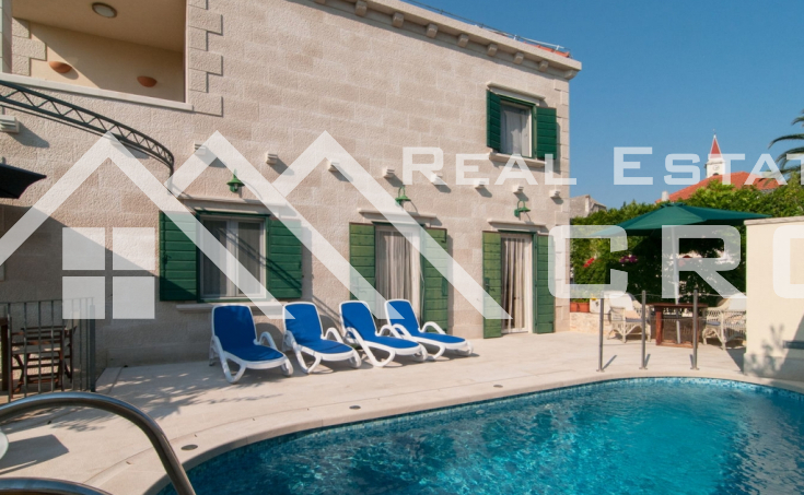 Villa with swimming pool and amazing sea view for sale, Brac Island (1)