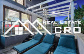 Modern villa with swimming pool in the first row to the sea, for sale (16)