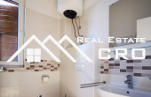 Comfortable three-bedroom apartment in a highly attractive location on Brac, Sutivan for sale, special price (1)