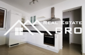 Comfortable three-bedroom apartment in a highly attractive location on Brac, Sutivan for sale, special price  (3)