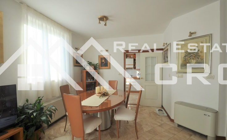 Spacious three bedroom apartment for sale, Split, Lovret (4)