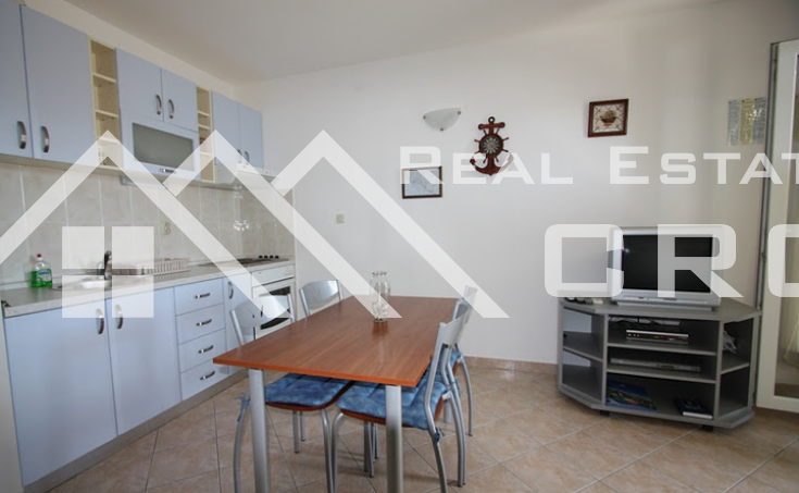 One bedroom apartment with sea view (7)