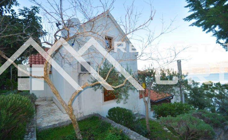 Villa in the first line to the sea for sale, Brac island (4)
