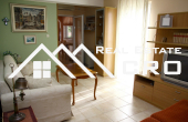 Two-bedroom apartment with yard in Supetar (6)