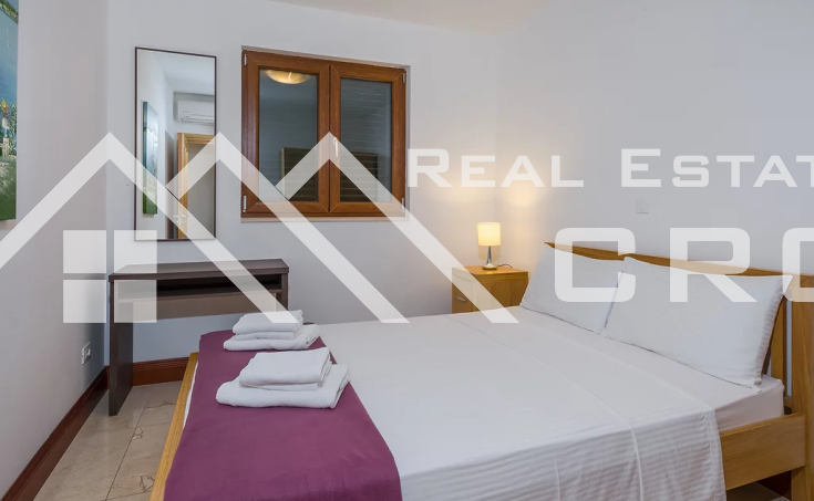 Two - bedroom furnished apartment with sea view for sale  (1)
