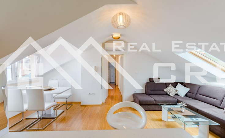 Apartment for sale in the first line to the sea, Postira, Brac island (10)