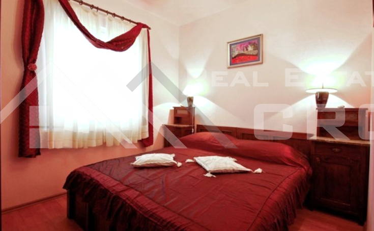 Villa in an attractive location offering lovely sea views, for sale (7)