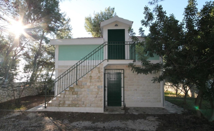  Amazing house in the first row to the sea (7)