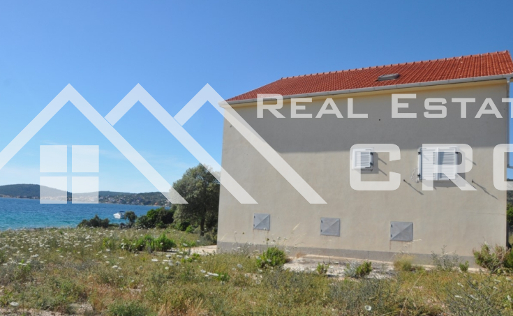 Rogoznica properties - House in the first row to the sea for sale, vicinity of  Rogoznica