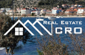 Detached house in attractive location, first row to the sea, vicinity of Trogir (4)