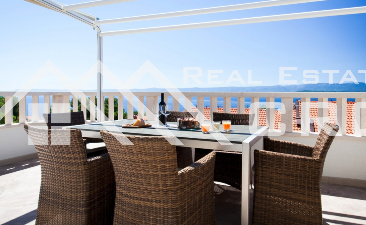 Brac properties - Apartment with a beautiful sea view for sale, Bol, the island of Brac