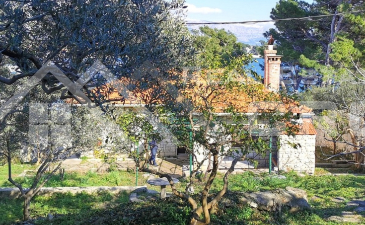 Charming stone house in the first row to the sea with a stunning view, for sale (2)