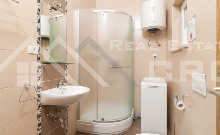 Large apartment house with a swimming pool and a beautiful sea view, for sale (3)