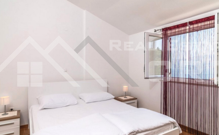 Large apartment house with a swimming pool and a beautiful sea view, for sale (4)