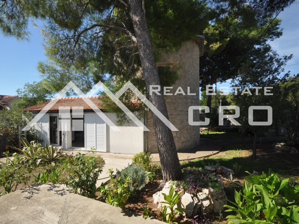 Brac properties Unique property for sale in Milna on the island of