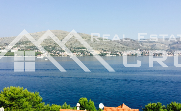 Ciovo properties - Apartment with a garden and sea view, for sale