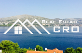 Ciovo properties - Apartment with a garden and sea view, for (7)