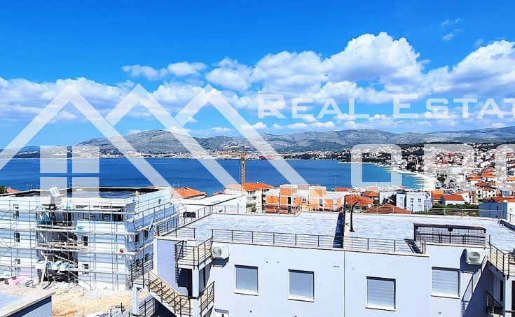 Ciovo properties - Modernly equipped penthouse apartment with sea view, for sale