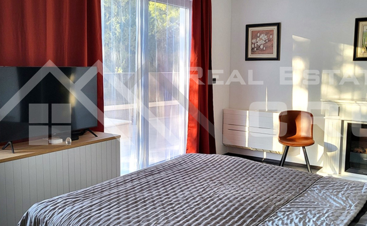 Opulent villa with a swiming pool and beautiful sea views, for sale (13)