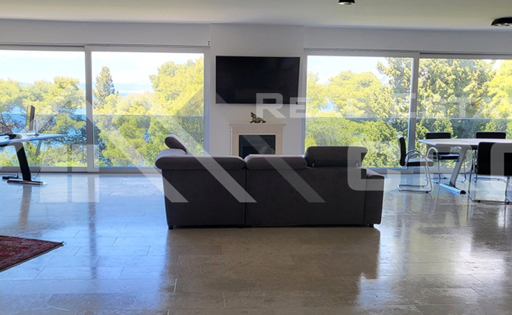 Opulent villa with a swiming pool and beautiful sea views, for sale (7)