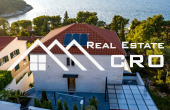 Opulent villa with a swiming pool and beautiful sea views, for sale (20)