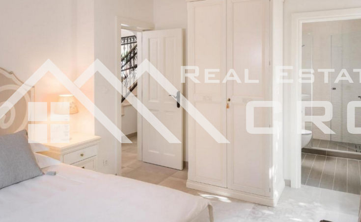 Fantastic fully furnished villa situated first row to the sea with panoramic views, for sale (1)