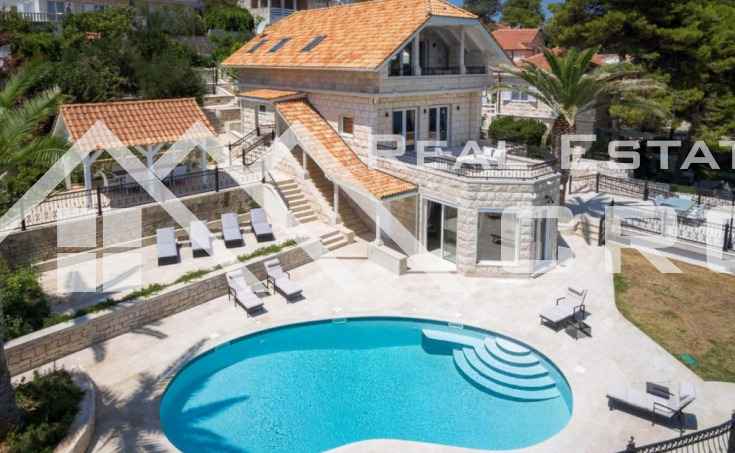 Brac properties - Fantastic fully furnished villa situated first row to the sea with panoramic views, for sale