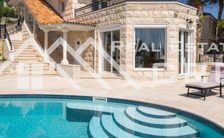 Fantastic fully furnished villa situated first row to the sea with panoramic views, for sale (4)
