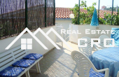Fully furnished house with a swimming pool and beautiful sea view, near Rogoznica, for sale (3)