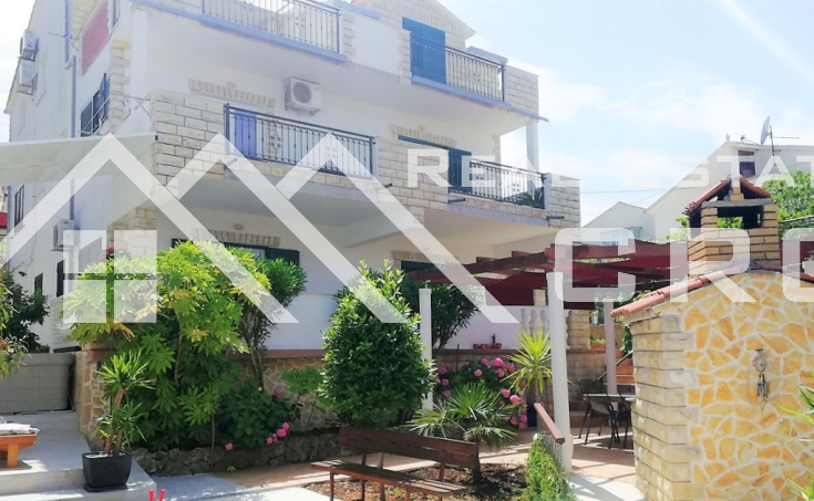 Excellent fully furnished apartment house placed above a pebble beach, for sale (11)