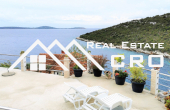 Fantastic fully furnished house with a panoramic sea view, in a peaceful bay, for sale (2)