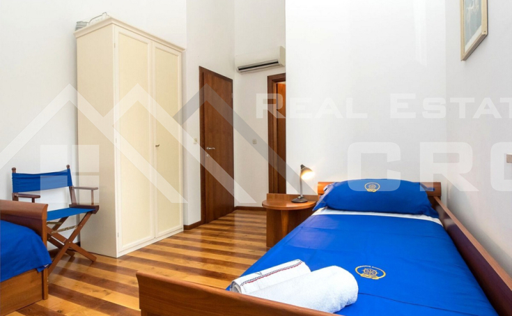  Semi-detached property with two villas and swimming pools in the first row to the sea, for sale (12)