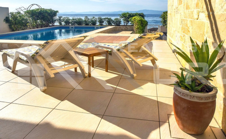  Semi-detached property with two villas and swimming pools in the first row to the sea, for sale (13)