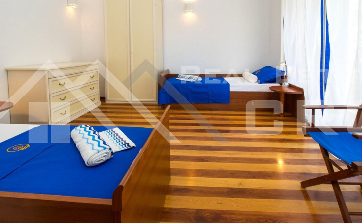  Semi-detached property with two villas and swimming pools in the first row to the sea, for sale (5)